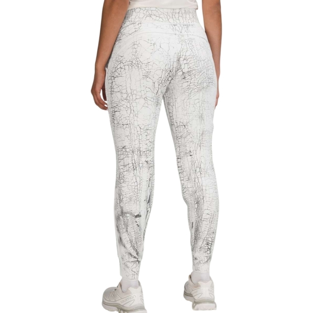 NWT Lululemon Warm Down Jogger Women 6 White Black